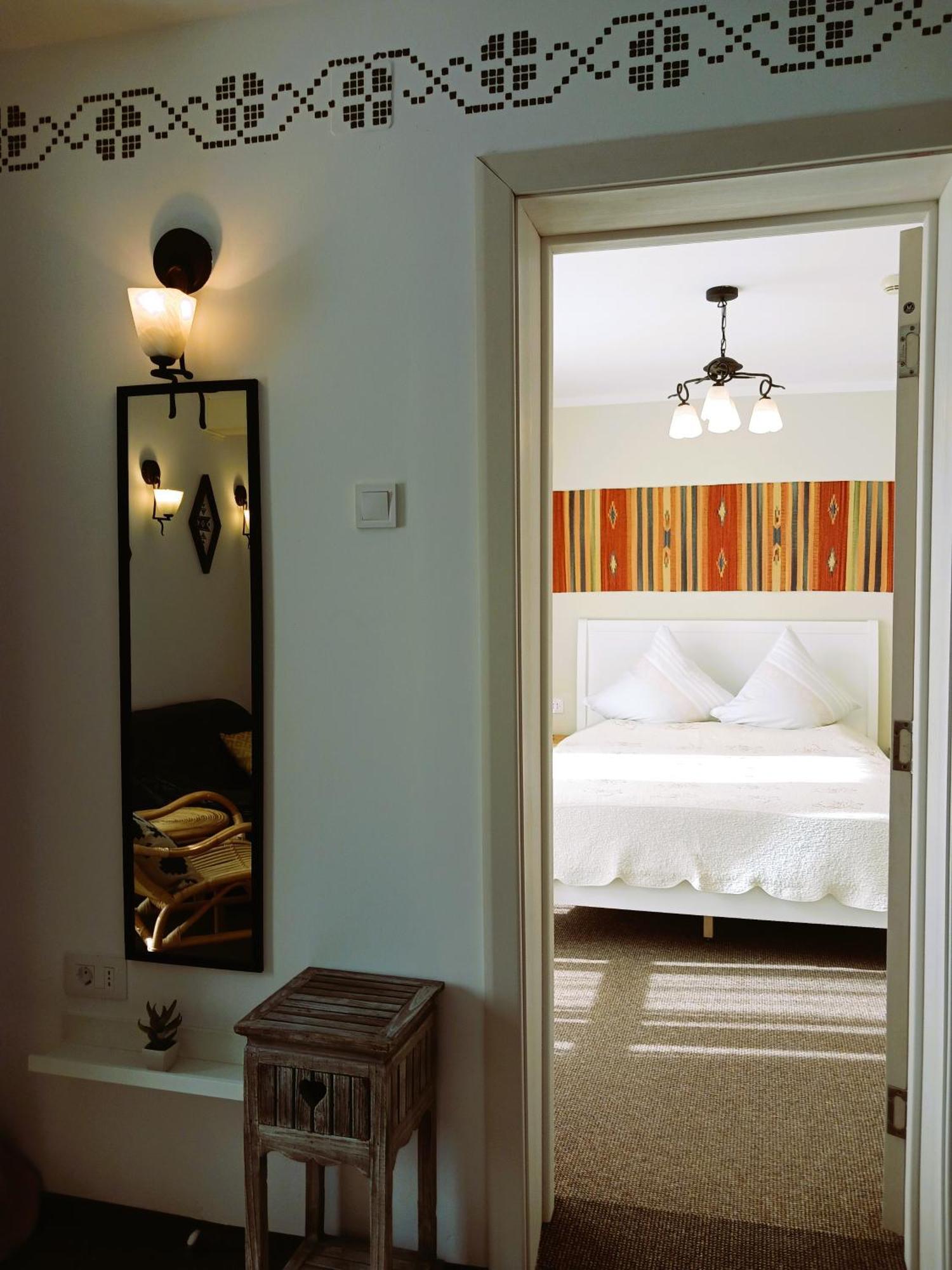 Casa Calin Hotel Вама Екстериор снимка
